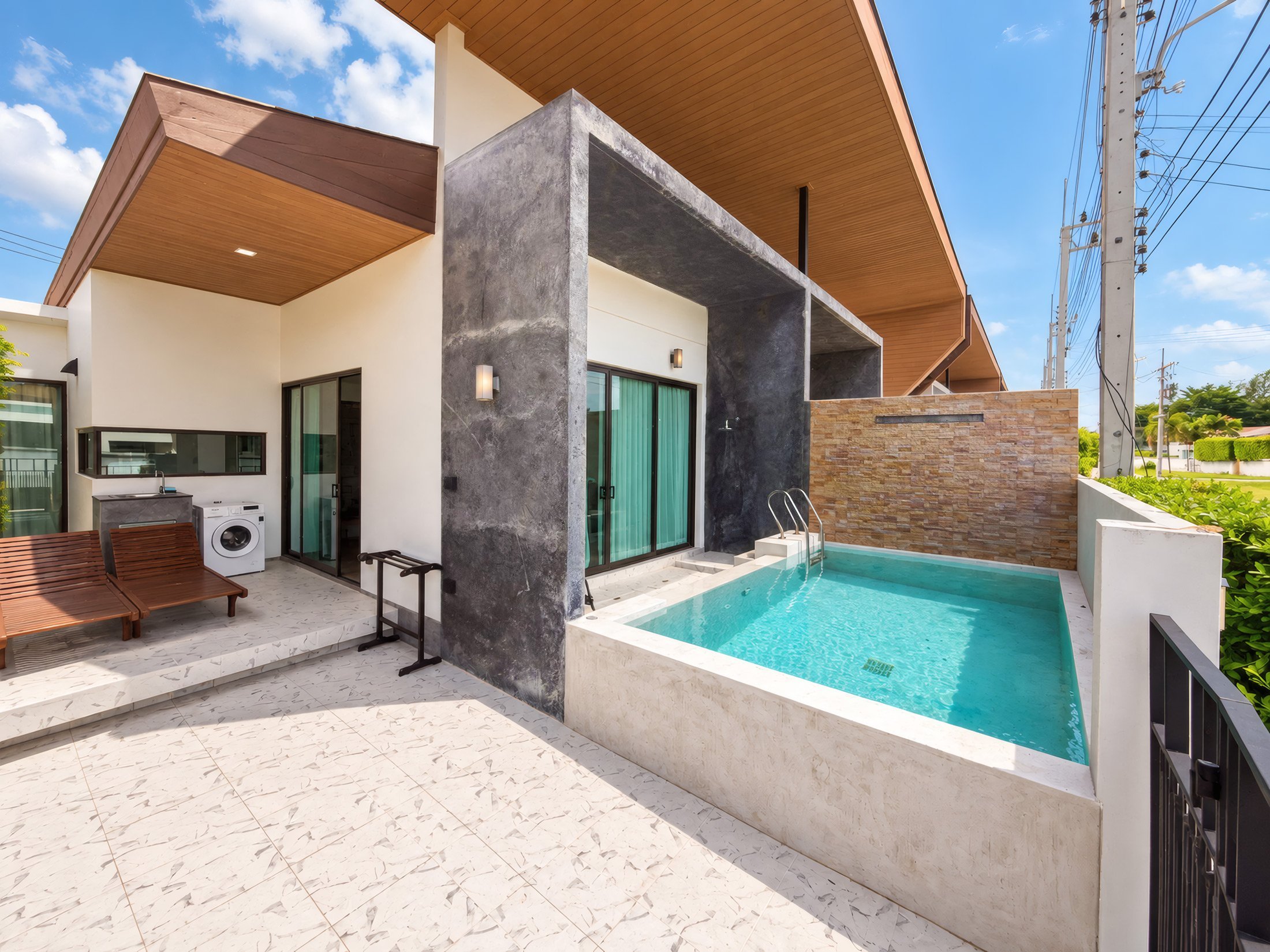 Villa photo 2